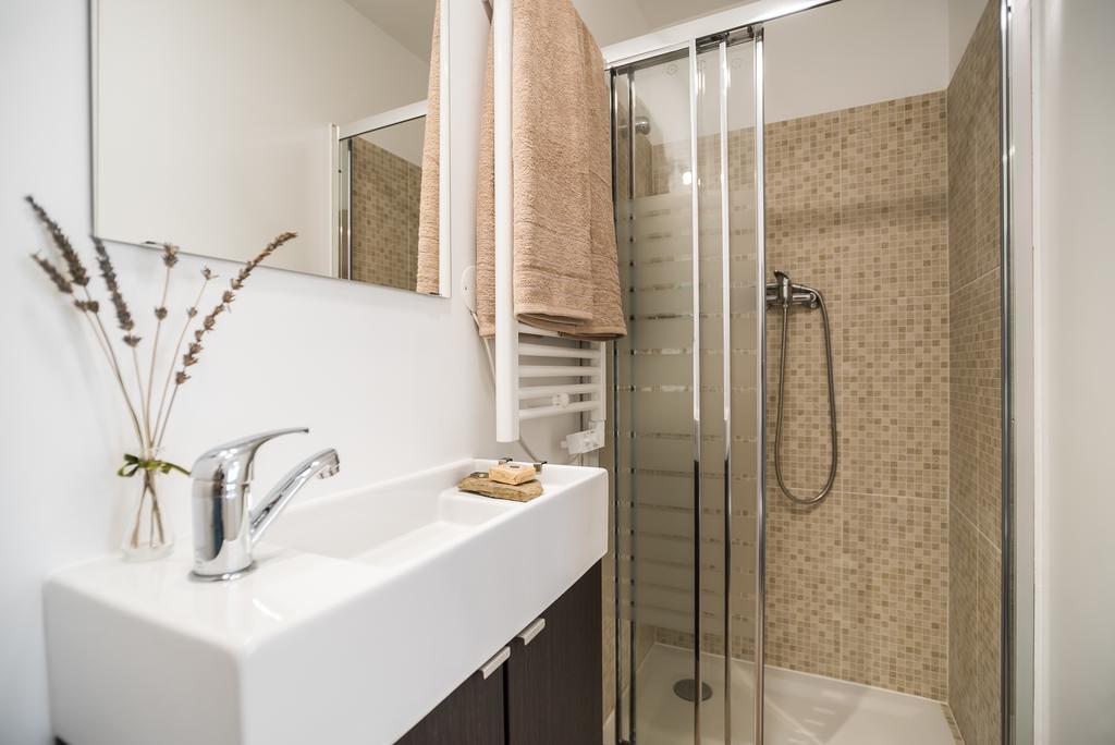 Little Duplex In Alfama Apartment Lisbon Luaran gambar